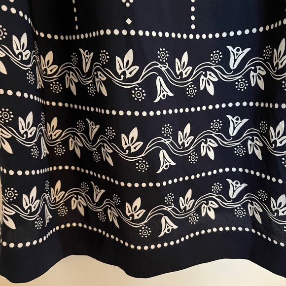 Ann Taylor Loft Belted Navy Geometric and Floral Dress NWT - Picture 5 of 16